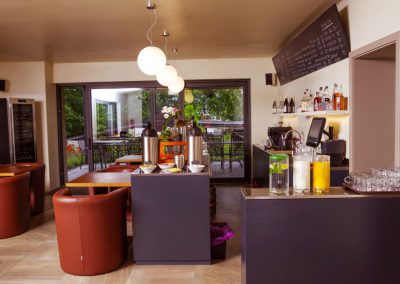 Bar - Ubytování Milovice - Penzion Lesní